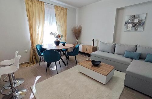 Trikala Apartment | Luxury Captain's Corner in Trikala, 3BD