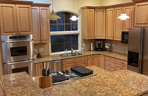 Canal Corkran House | Exquisite 4-Bed Carriage House Near Downtown Rehoboth