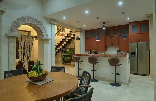 Barrio de Santiago House | Guest Rated 10/10: Casa Lourdes with Ocean View in Merida