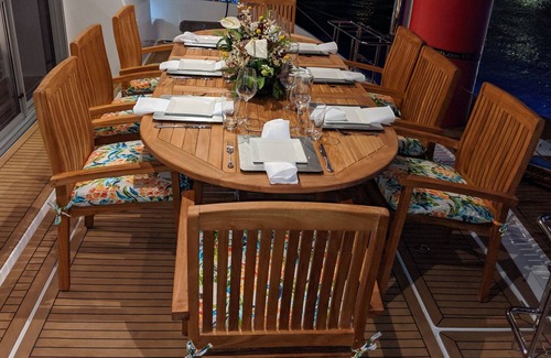 Flag Hill Boat Rental | Luxury Catamaran with Four Bedrooms, Fwd and Aft Deck, Private Patio, Swim Lift.