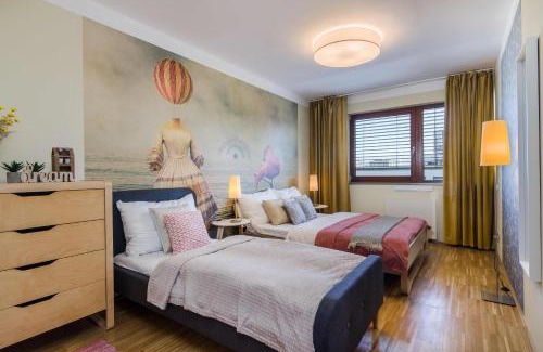 Rohansky ostrov Apartment | Prime 4-Star Apartment with Garage Parking & Pet-Friendly