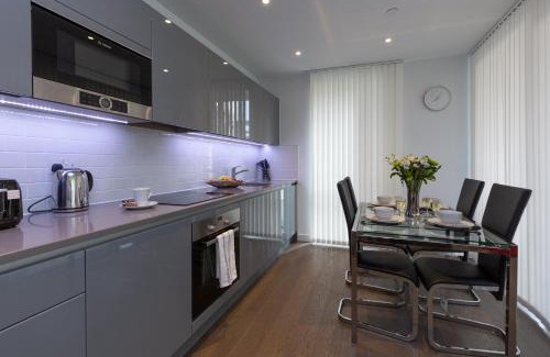 Walworth Apartment | Elegant Central London Apartment with Child-Friendly Amenities