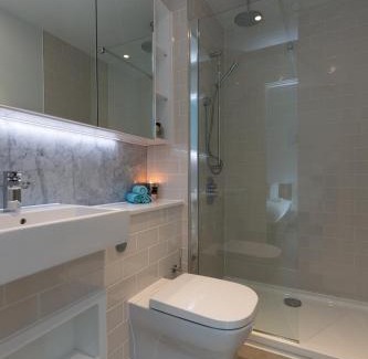 Walworth Apartment | Elegant Central London Apartment with Child-Friendly Amenities