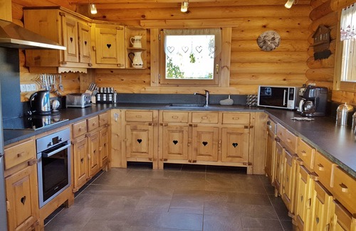 Font-Romeu-Odeillo-Via Ski Chalet | Elegant Chalet at VERY ESTELLES Font-Romeu with Spa & Pool
