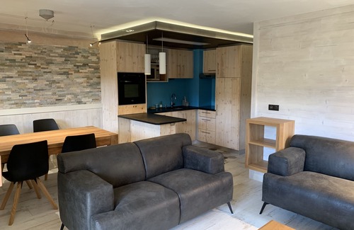 Arc-2000 House | Elegant Chalet with Spa Pool at ARC 2000 – Guest Rated 9.8