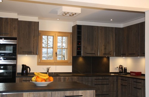 La Tzoumaz Ski Chalet | Inviting Chalet for 10 with Pool and Spa, Rated 9.8/10