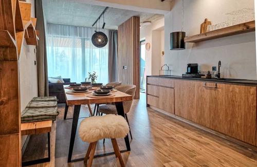Pavcina Lehota Ski Chalet | Elegant Chalet with Hot Tub & Sauna Near Jasna Ski Resort