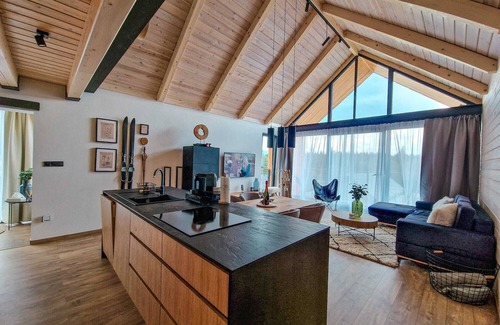 Pavcina Lehota Ski Chalet | Elegant Chalet with Hot Tub & Sauna Near Jasna Ski Resort