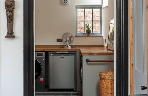 Norwich Apartment | Prime City Centre Stay for Two with Breakfast Included