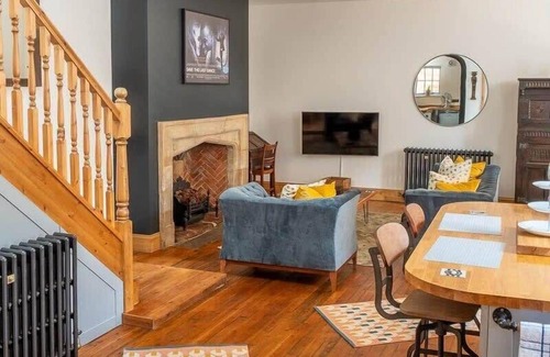 Norwich Apartment | Prime City Centre Stay for Two with Breakfast Included