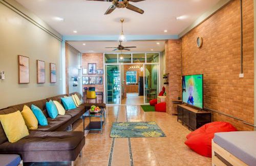 Hua Hin House | Elegant City Loft with Ocean Views, Steps from the Beach