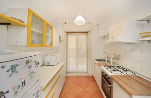 Naples City Centre Apartment | Guest Rated 10/10: CIUCIU in Historic Center with Garage