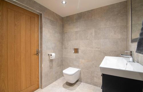 Knutsford House | Pet-Friendly Coach House by Woodland in Knutsford