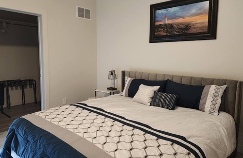 Manhattan Condo | Elegant Colbert Hills Condo with Private Pool & Kitchen