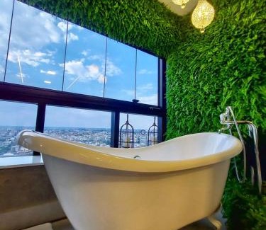 Jardim dos Estados Apartment | Elegant Loft Retreat with Private Bath at Ed Vertigo