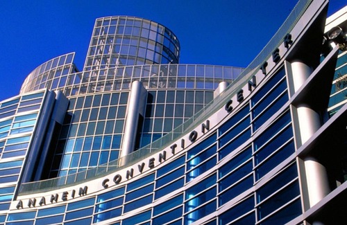 Orange Condo | Convenient Hotel with Pool & Spa Near Disneyland