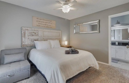 Rowlett House | Exceptional Stay: 5min to Lake with Game Room & Spa