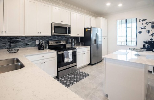 Lakewood Ranch Condo | Oceanfront 2-Bed Condo with Breathtaking Views and Amenities