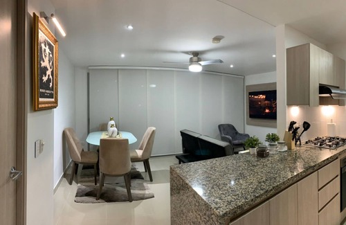 Metropolitana Condo | Elegant Condo with Breathtaking Views and Top Amenities