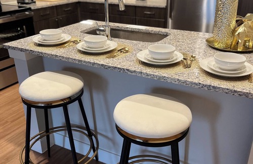 McNeil Condo | Exquisite Condo at Lakeline ATX with Pool and Ocean Views