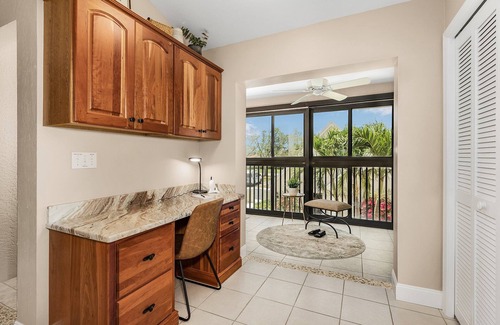 Iona Condo | Premier Condo in Gated Golf Community near Beautiful Beaches