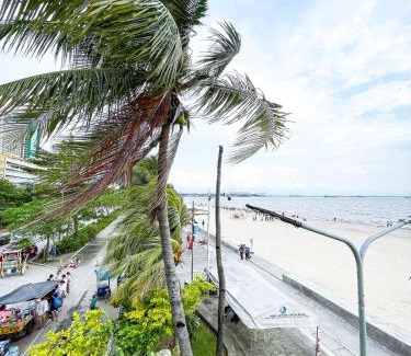Ermita Apartment | Luxury Condo in Manila Bay near US Embassy