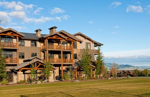 Victor Condo | Inviting Palisades Lodge #207: 2 Bedroom Condo with A/C
