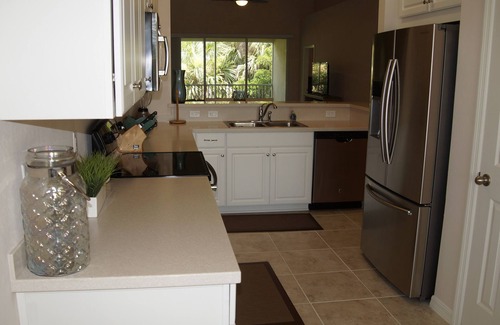 Biggar Condo | Top-Rated Condo Minutes from Beaches with Spa & Ocean View
