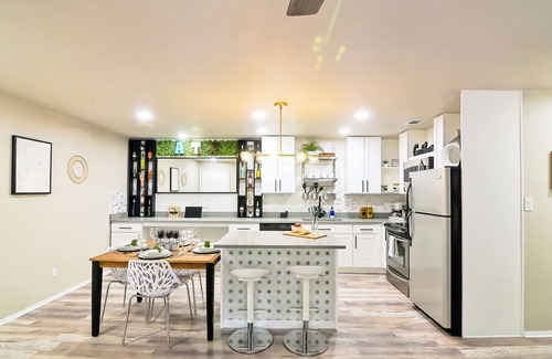 North Shoal Creek Apartment | Cozy Condo Surrounded by Nature with Pool and Spa Access