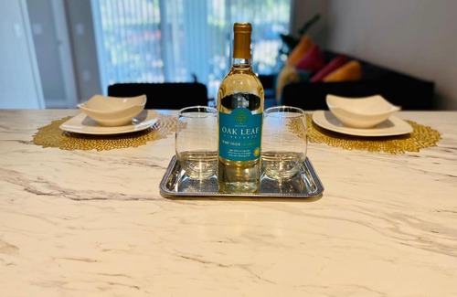 Oviedo Apartment | Spacious Condo Suite near Orlando with Pool and Breakfast
