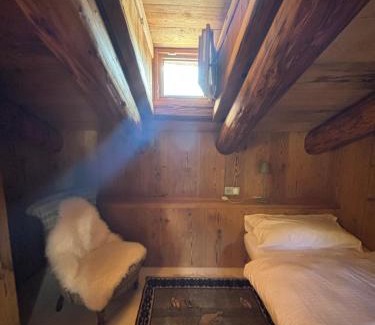 Cortina d'Ampezzo House | Elegant Cortina: Family-Friendly Retreat with High Ratings