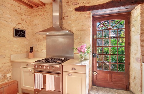 Beynac-et-Cazenac House | Elegant Cottage by Medieval Castle with Valley Views