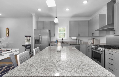 Mobile Cottage | Exceptional Oceanfront Cottage with Pool & Pet-Friendly Perks