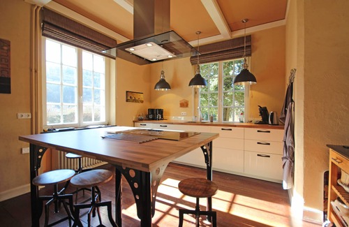 Malberg Villa | Elegant Country House with Hot Tub, Sauna & Cinema Experience