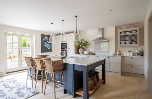 Woodstock House | Luxury countryside retreat in a highly desirable location, Family & Dog friendly