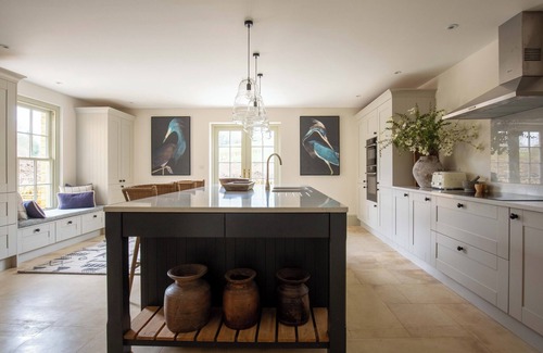 Woodstock House | Luxury countryside retreat in a highly desirable location, Family & Dog friendly