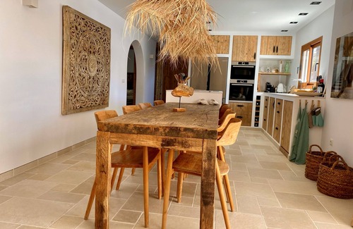 El Portet Villa | Cozy Beach Villa with Private Pool and Oceanfront Views