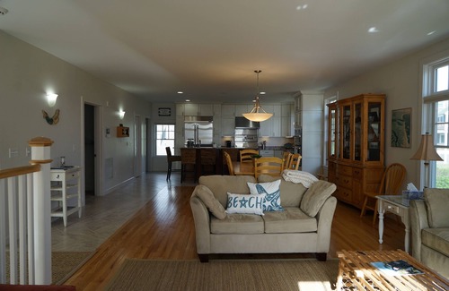 Newbury House | Beachfront Custom House on Plum Island - Rated 9.8/10!