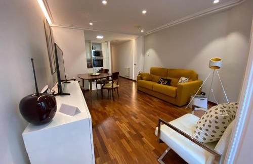 Ourense Apartment | Experience DescansoTERMAL: Pet-Friendly & Guest Rated 9.4
