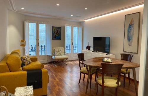 Ourense Apartment | Experience DescansoTERMAL: Pet-Friendly & Guest Rated 9.4