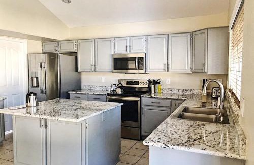 Dobson Woods House | Indulge in a Desert Oasis: 4-Star Retreat with Pool