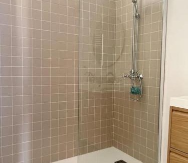 Dergano Apartment | Stylish Design Home with Family-Friendly Amenities