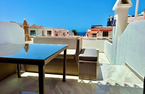 Los Cristianos Apartment | Oceanfront Escape: 4-Star Diamond with Stunning Views