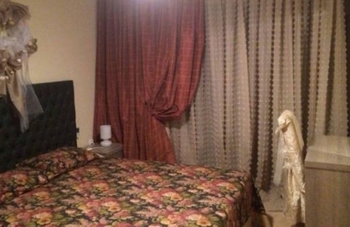 Toroni Apartment | Elegant Oceanfront Double Room with Spa & Hot Tub
