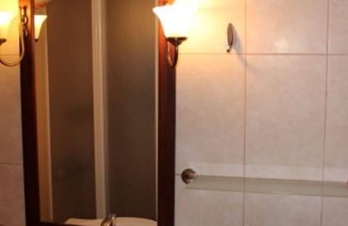 Toroni Apartment | Elegant Oceanfront Double Room with Spa & Hot Tub