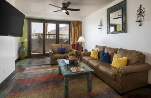 Moab Apartment | Elegant Downtown Villa with Pet-Friendly Amenities