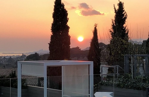 Sant Vicenc de Montalt Villa | Stylish Oceanfront Villa with Pool in Maresme