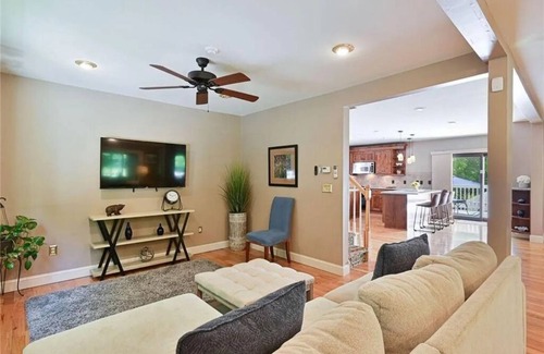 New Paltz Other | Unforgettable Hudson Valley Retreat with Pool & Hot Tub