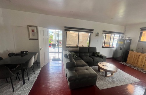 Noord House | Stylish European-Surinamese Apartment with Large Terrace