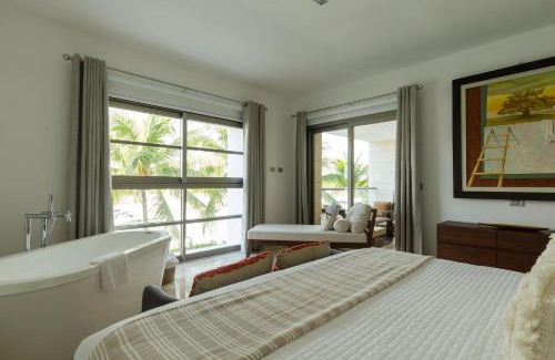 Playa Mujeres Apartment | Exclusive 3BR Apartment with Pool and Family Amenities